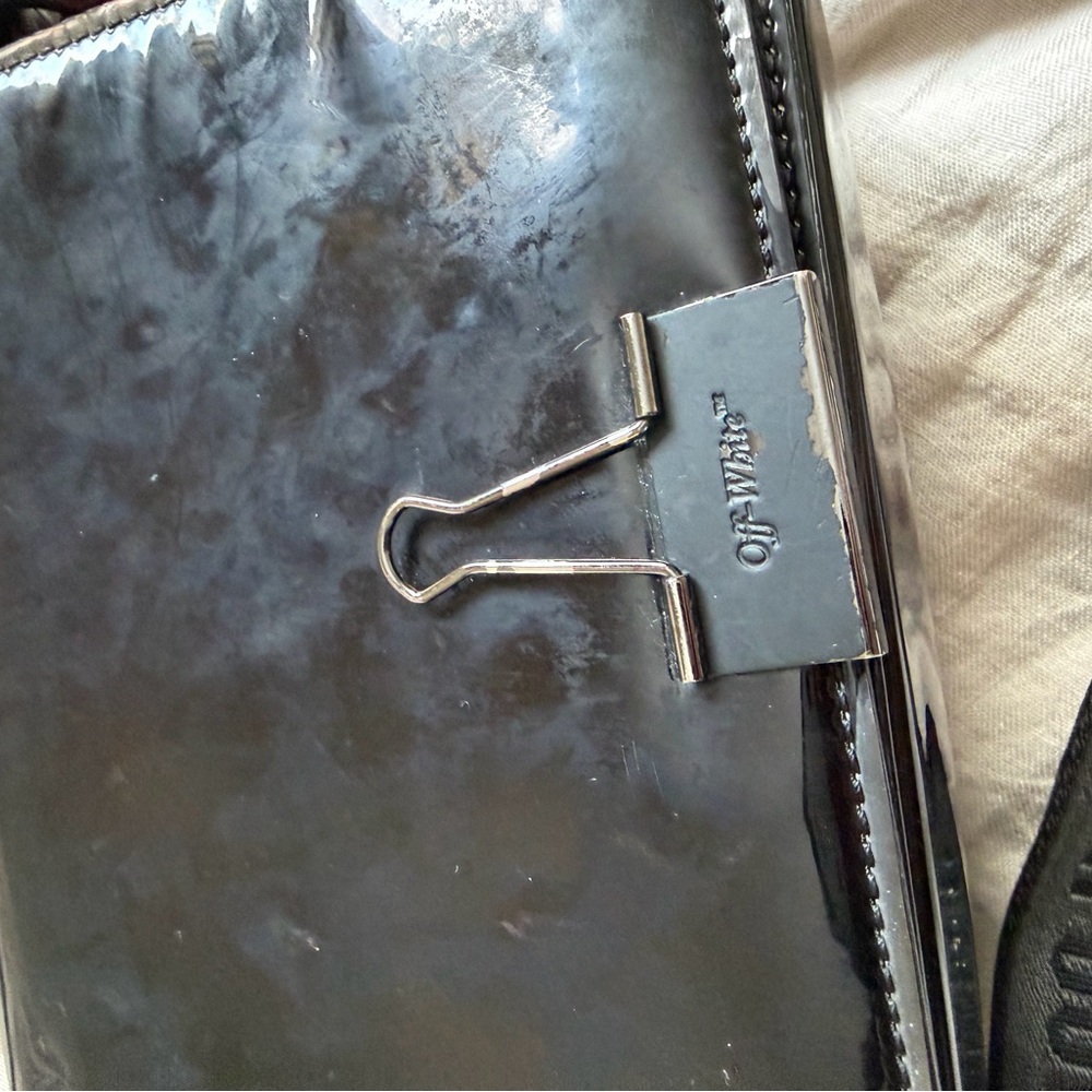 Off-White Black Mirror Binder Clip Bag - Picture 6 of 8